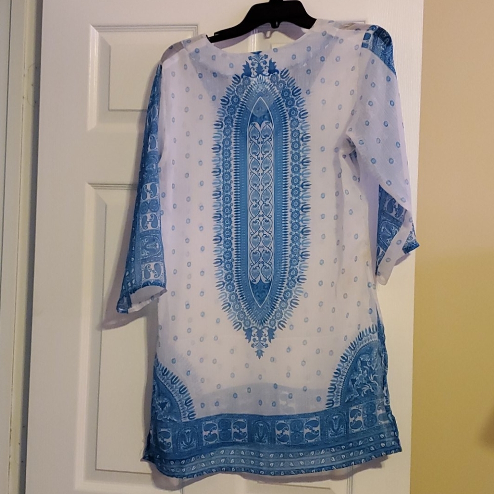 Top - Picture 2 of 2